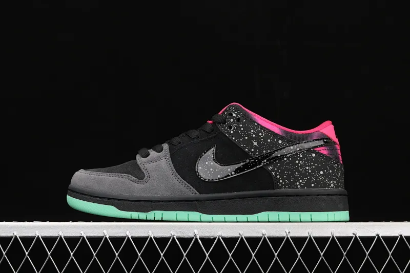 All Categories Nk SB Dunk Series Nk SB Dunk Low Low-top Sneakers J Version Nk SB Dunk Low Premium AE QS Northern Lights 724183-063